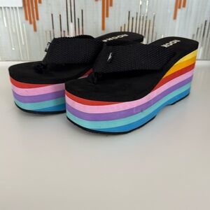 Rocket Dog Wedge/platform Rainbow Flip Flops Size 9